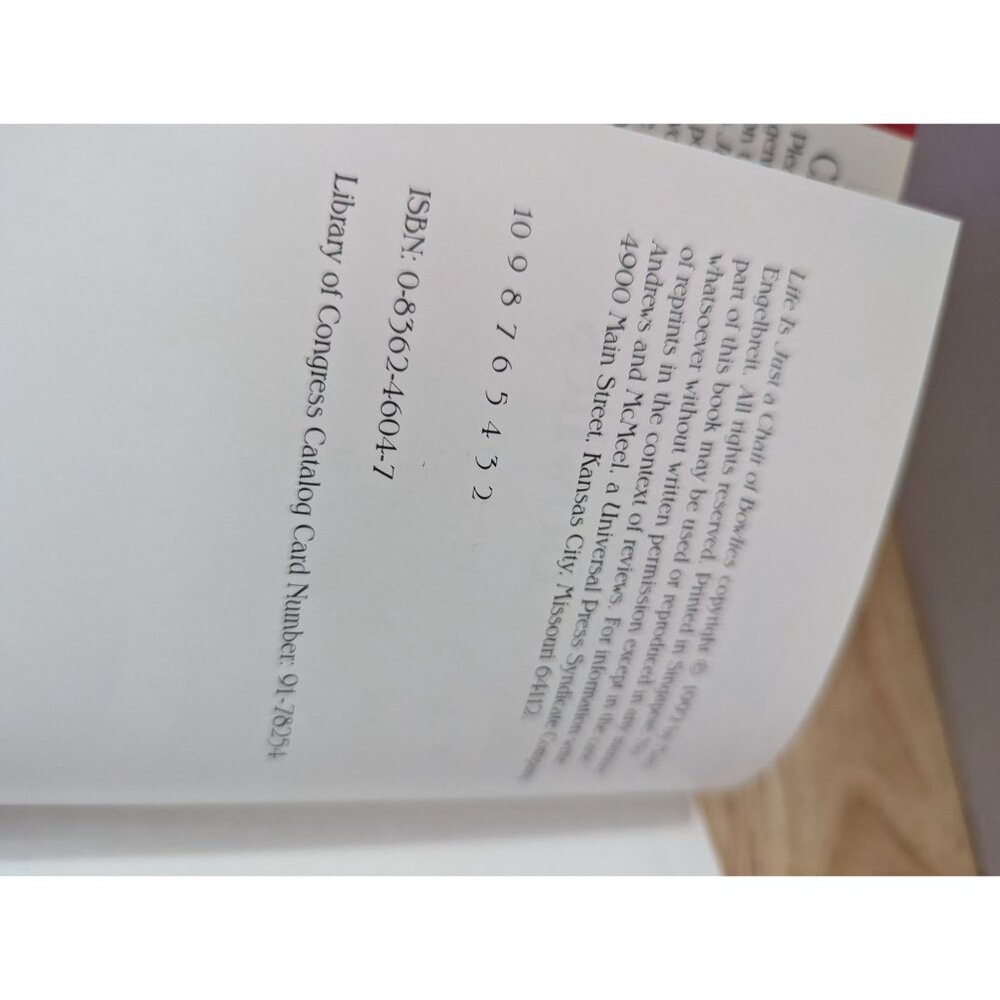 Mary Engelbreit HC Book & pencil desk mug Life is a just a Chair of Bowlies READ - Picture 8 of 11